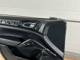 Porsche Cayenne (92A) Garniture de panneau carte de porte avant 7P5867011C