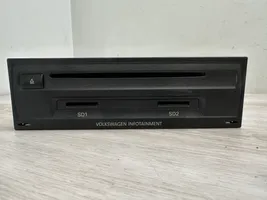 Volkswagen Touareg II Navigation unit CD/DVD player 7P6035664