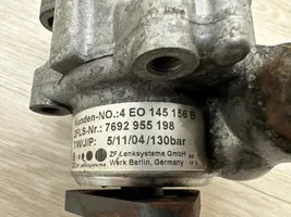 Audi A8 S8 D3 4E Ohjaustehostimen pumppu 4E0145156B