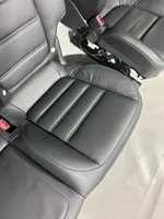 Porsche Cayenne (92A) Conjunto de molduras de la puertas y los asientos 7P5857003B