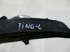 Nissan Almera Tino Etupuskurin alempi jäähdytinsäleikkö 82330BU000