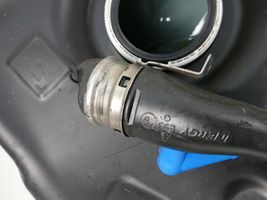 BMW 3 E92 E93 Réservoir de carburant 6765701