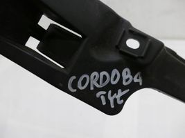 Seat Cordoba (6K) Uchwyt / Mocowanie zderzaka tylnego 6L5807393E