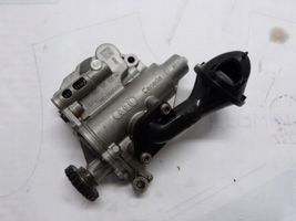 Volkswagen Jetta VI Oil pump 06H115105