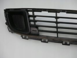 Citroen C5 Etupuskurin alempi jäähdytinsäleikkö 9681052677