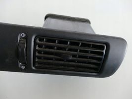 Chevrolet Tacuma Griglia di ventilazione centrale cruscotto 96272821