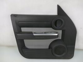 Dodge Nitro Rivestimento del pannello della portiera anteriore 