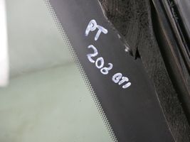 Peugeot 208 Rear side window/glass 