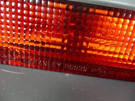 Honda CR-V Trzecie światło stop P6939