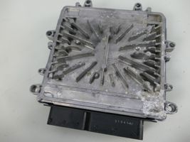 Volvo V40 Calculateur moteur ECU 31336983