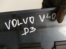 Volvo V40 Spojler klapy tylnej / bagażnika 31347053