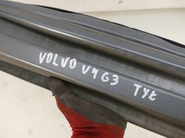 Volvo V40 Renfort de pare-chocs arrière 