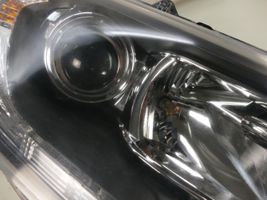 Honda CR-V Lampa przednia 