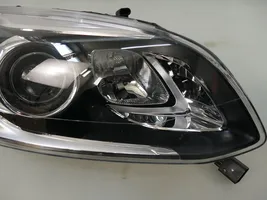 Volvo XC60 Lampa przednia 31698815