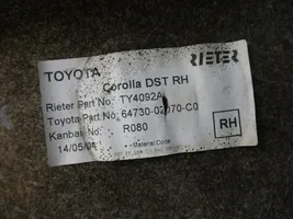 Toyota Corolla E120 E130 Revestimiento lateral del maletero/compartimento de carga 64730-02070