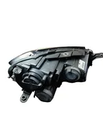 Volkswagen PASSAT B7 Lampa przednia 3AC941005