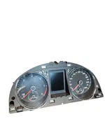 Volkswagen PASSAT B7 Speedometer (instrument cluster) 3AA920880C