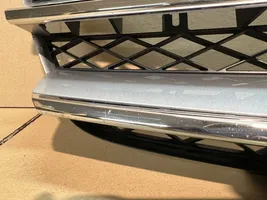 Mercedes-Benz Vito Viano W639 Maskownica / Grill / Atrapa górna chłodnicy A6398880123