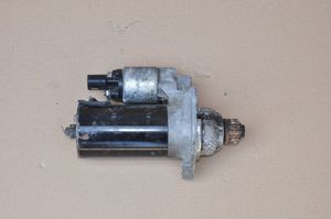Volkswagen PASSAT Starter motor 02M911024C