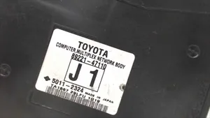 Toyota Prius (XW30) Drošinātāju bloks 8922147110