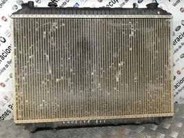 Nissan Serena Radiateur de refroidissement 214107C002