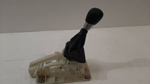 Volvo S60 Gear shifter/selector 31259807