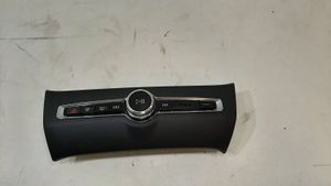 Volvo S60 Console centrale, commande de multimédia l'unité principale 31398845