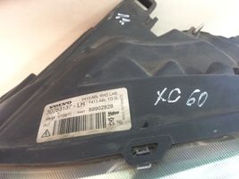 Volvo XC60 Lampa przednia 307633137