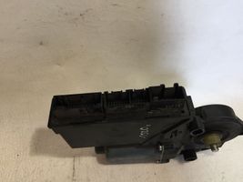 Audi A4 S4 B7 8E 8H Motorino alzacristalli della portiera anteriore 8E2959801E