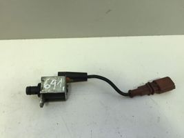 Volkswagen Golf VII Turboahtimen magneettiventtiili 04L907284