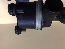 Volkswagen Tiguan Pompe à eau de liquide de refroidissement 5N0985561A