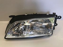 Mazda 626 Lampa przednia 082161136L