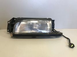 Mazda 323 Lampa przednia 