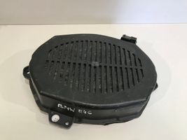 BMW 3 E46 Enceinte subwoofer 65138369940