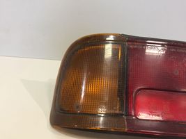 Mitsubishi Colt Luz trasera/de freno 0438557