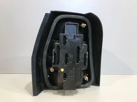 Volkswagen Polo II 86C 2F Lampa tylna 867945257D