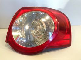 Volkswagen PASSAT B6 Lampa tylna 