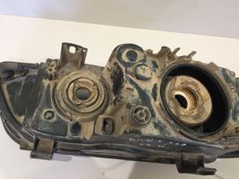 BMW 5 E39 Lampa przednia 15213900