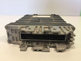 Volkswagen PASSAT B4 Sterownik / Moduł ECU 037906025G