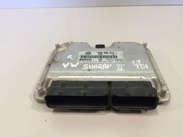 Volkswagen Sharan Dzinēja vadības bloks 038906019J