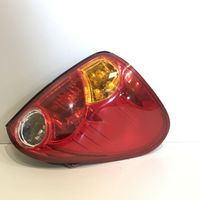 Mitsubishi L200 Lampy tylnej klapy bagażnika 390658