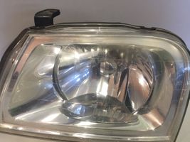 Mitsubishi L200 Lampa przednia MR339731