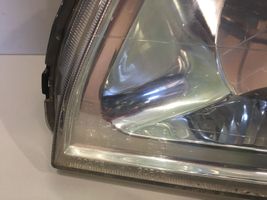 Mitsubishi L200 Lampa przednia MR339731