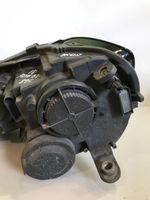 Volkswagen PASSAT B7 Lampa przednia 3AC941006