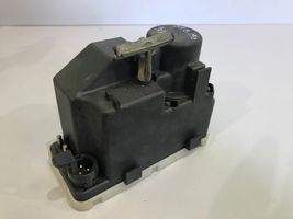 Mercedes-Benz 190 W201 Central locking vacuum pump 0008001148