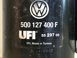 Volkswagen Golf VII Boîtier de filtre à carburant 5Q0127400F