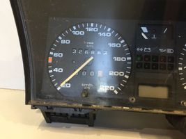 Volkswagen PASSAT B2 Speedometer (instrument cluster) 321919033PN