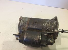 Volkswagen PASSAT B2 Starter motor 049911023D