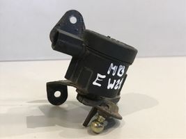 Mercedes-Benz E W210 Sensore di livello faro/fanale 0105427517