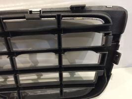 Volvo S80 Maskownica / Grill / Atrapa górna chłodnicy 30655102